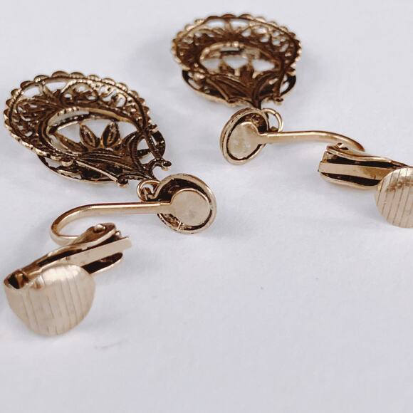 VTG Mid Century Clip On Earrings Gold Filigree West Germany (?) 1950s Floral - Picture 7 of 9